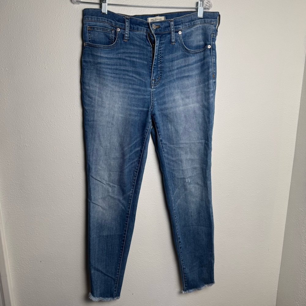 Madewell Ankle 10 inch high Rise Skinne Size 31 Cropped Blue Jeans